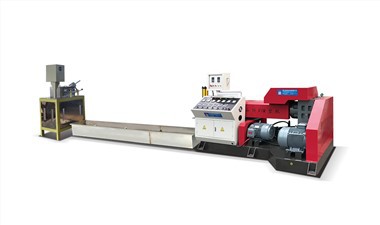 پانی کو ٹھنڈا کرنے والی پلاسٹک ری سائیکلنگ مشین